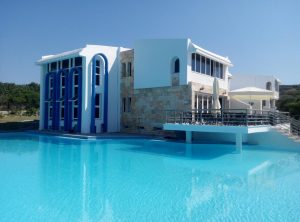 πολυτελη διαμονη χαλκιδικη - Skion Palace Beach Hotel